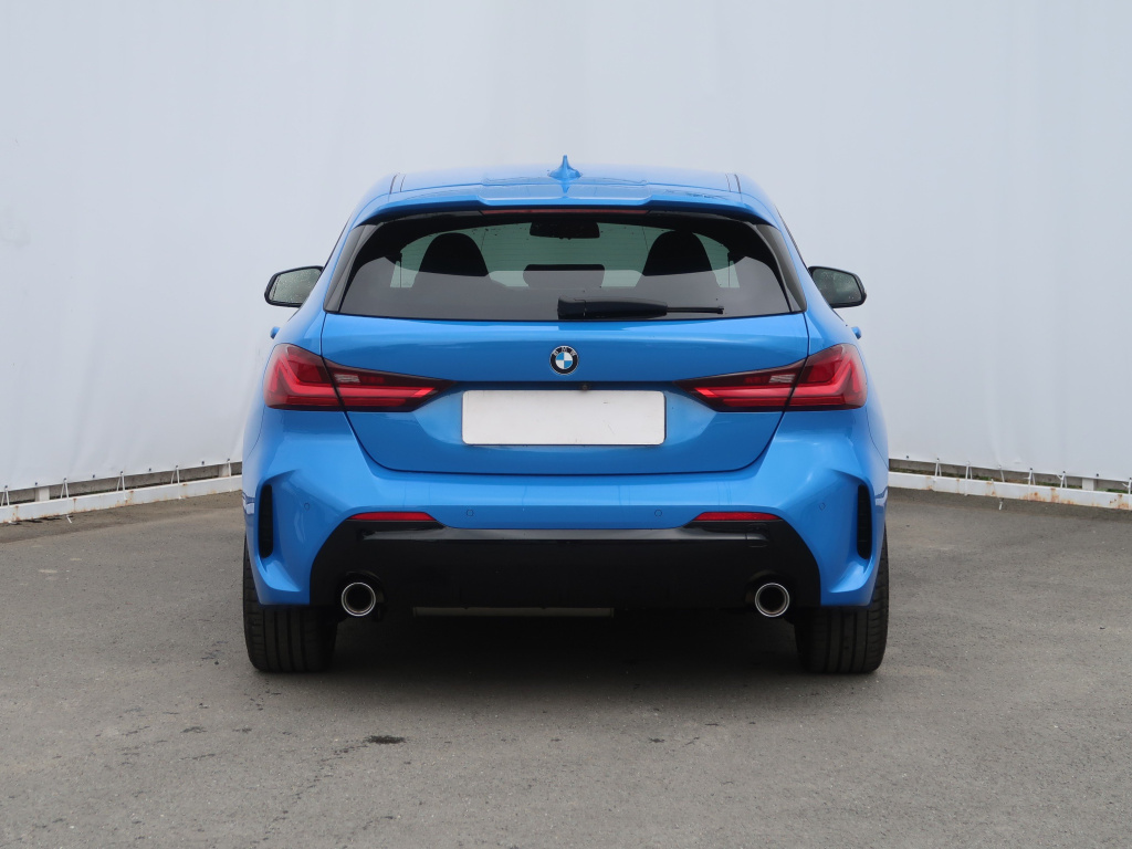 BMW 1