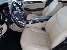 Mercedes-Benz GLE - 2016