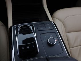 Mercedes-Benz GLE - 2016
