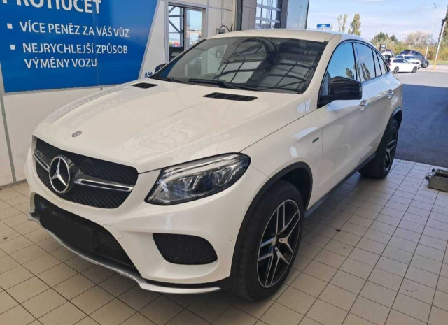 Mercedes-Benz GLE 2016