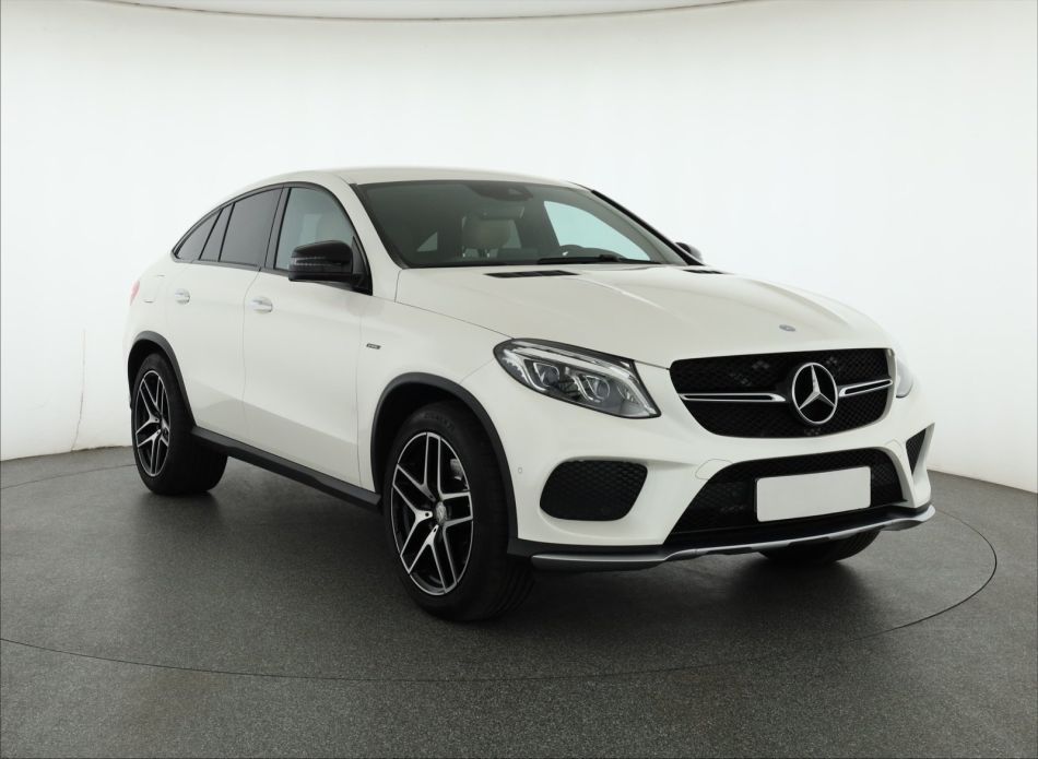 Mercedes-Benz GLE - 2016