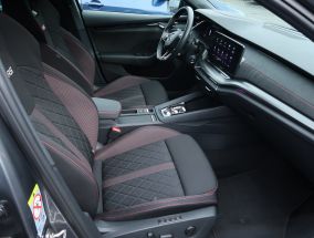 Škoda Octavia - 2023