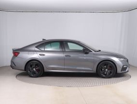 Škoda Octavia - 2023