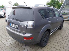 Mitsubishi Outlander - 2008