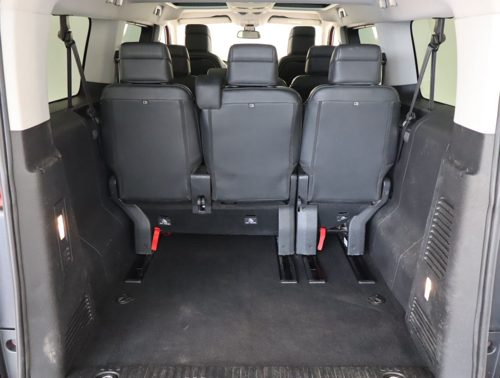 Peugeot Traveller