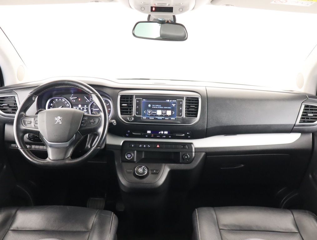 Peugeot Traveller
