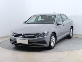 Volkswagen Passat - 2022
