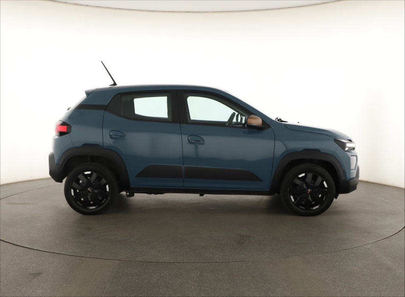 Dacia Spring, 2025