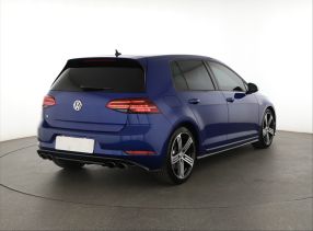 Volkswagen Golf - 2018