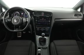 Volkswagen Golf - 2018