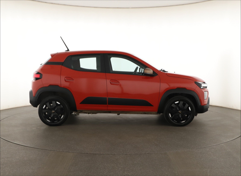 Dacia Spring, 2025