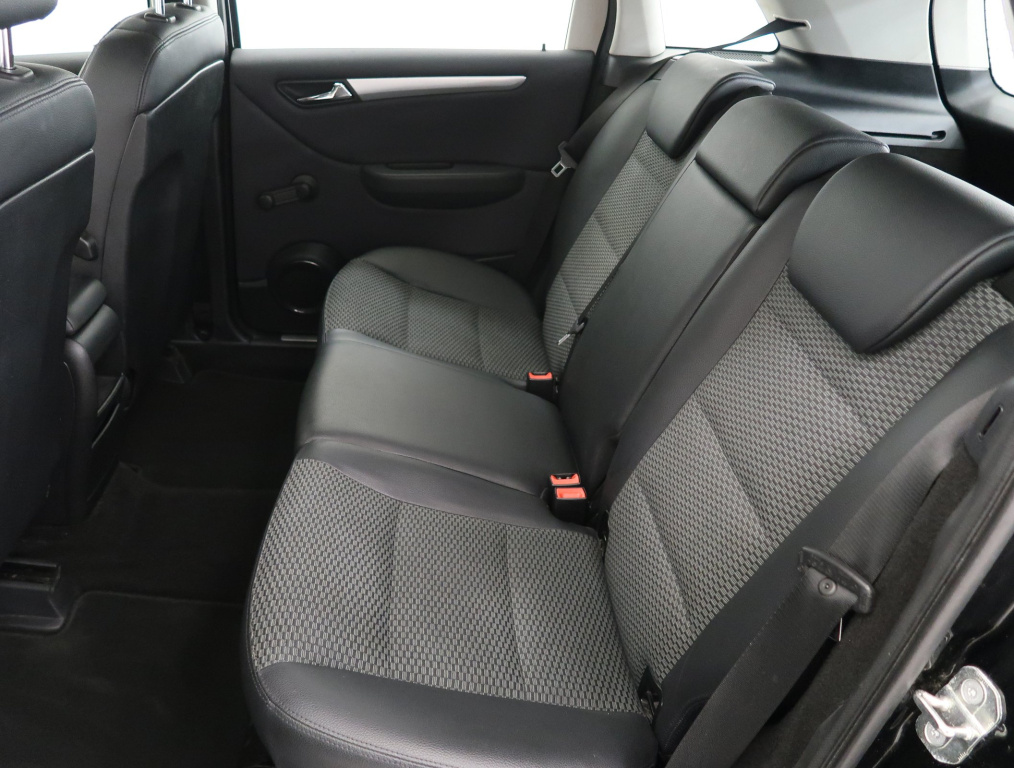 Mercedes-Benz B