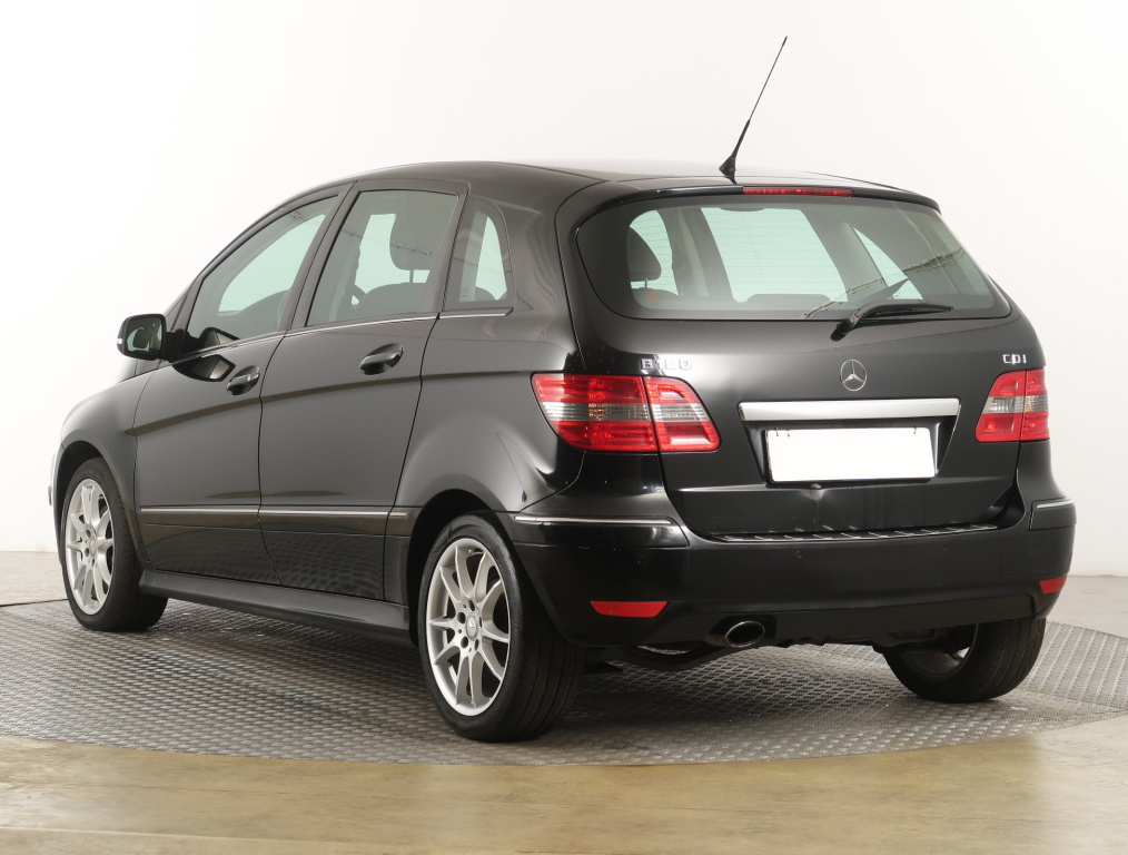 Mercedes-Benz B