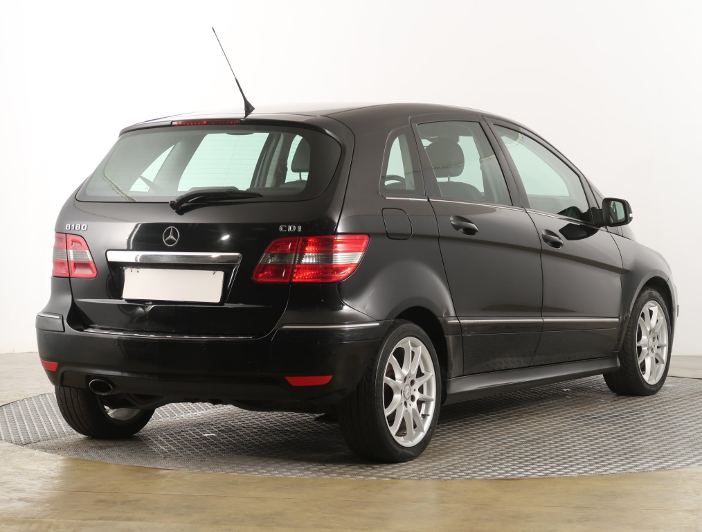 Mercedes-Benz B