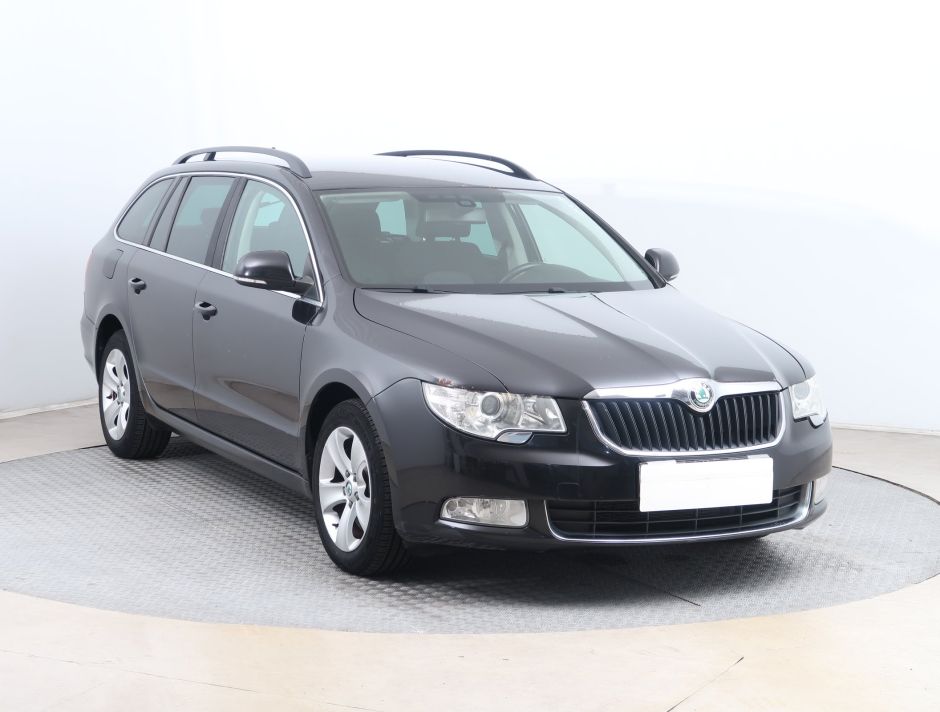 Skoda Superb - 2012