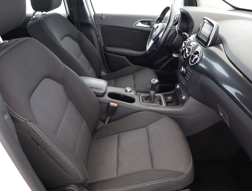 Mercedes-Benz B