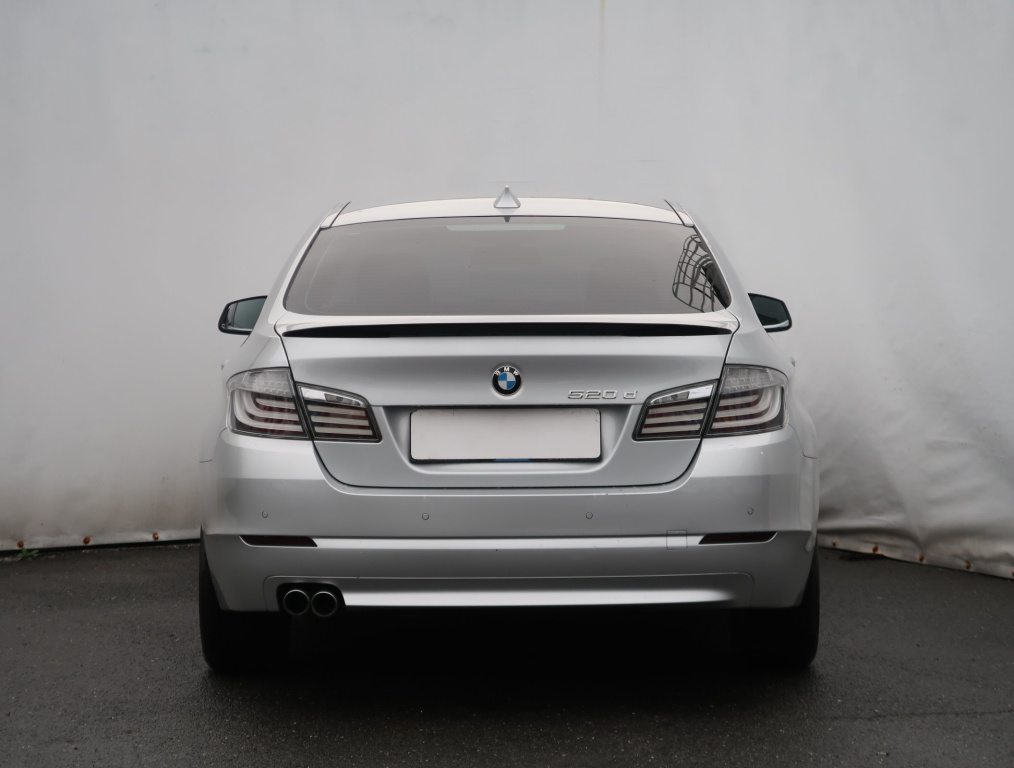 BMW 5