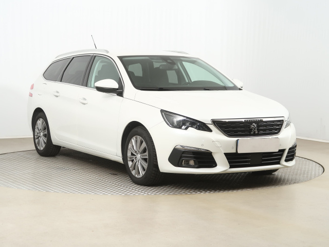 Peugeot 308 2021