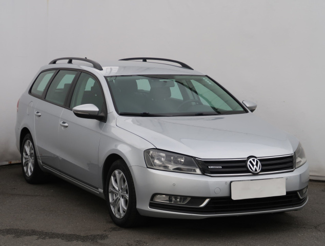 Volkswagen Passat, 2012