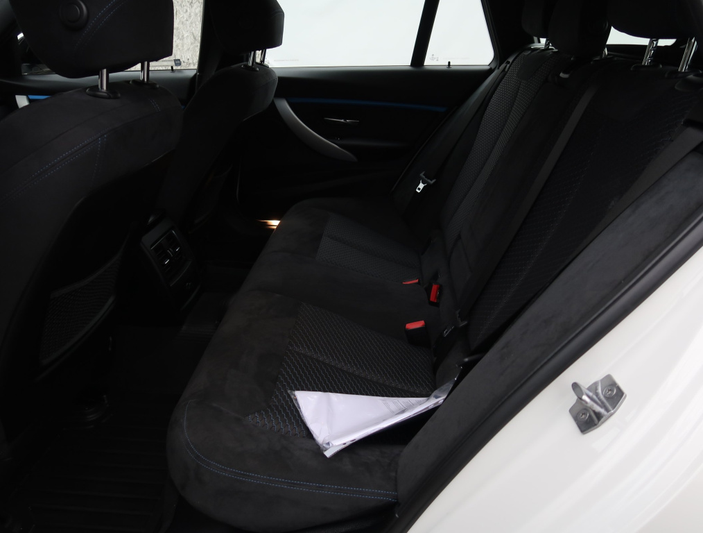 BMW 3