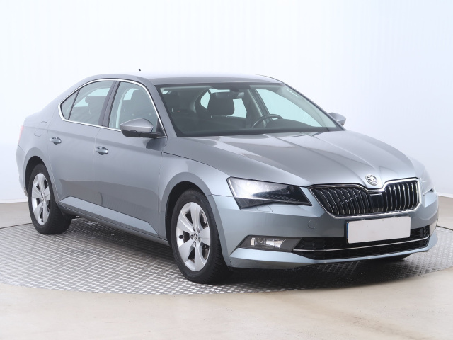 Škoda Superb 2019