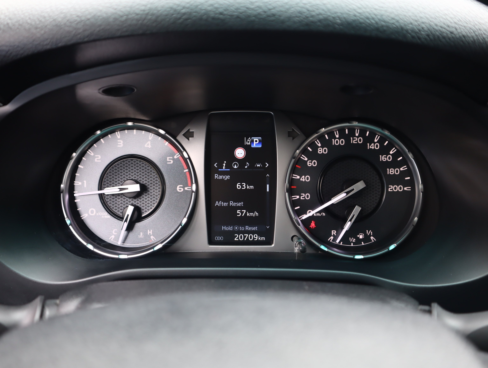 Toyota Hilux - 2024