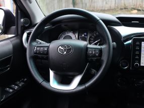 Toyota Hilux - 2024