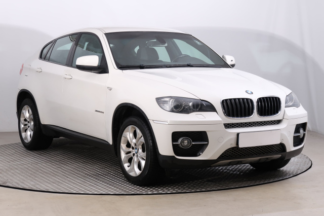 BMW X6 2011