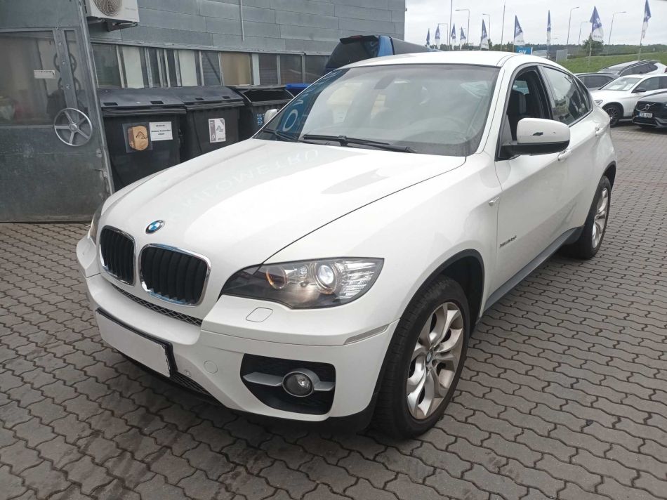 BMW X6 - 2011