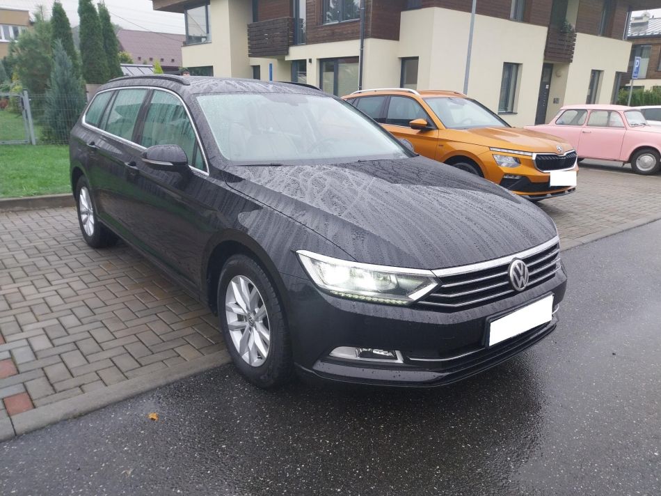 Volkswagen Passat - 2016