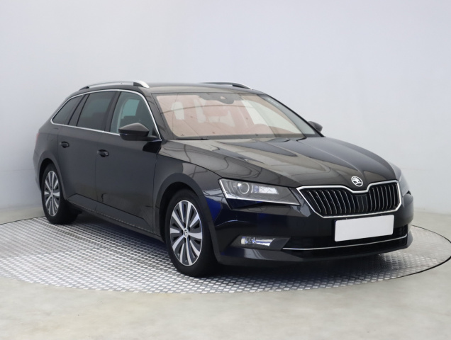 Škoda Superb 2016