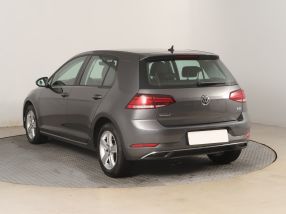 Volkswagen Golf - 2017