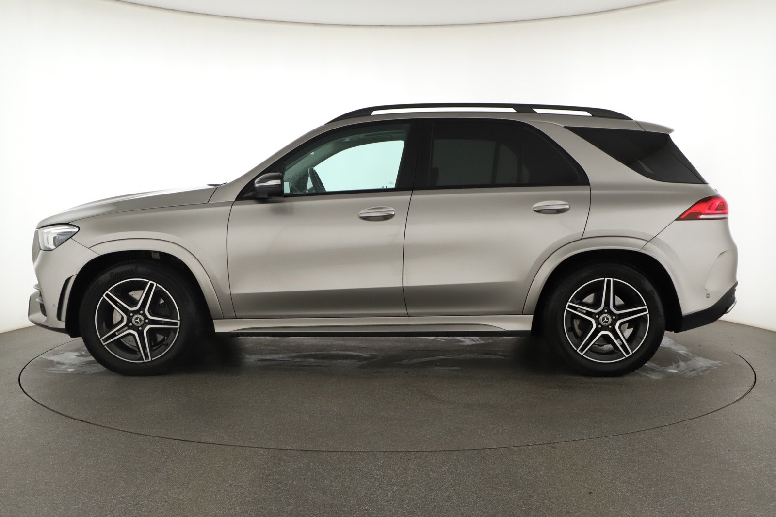 Mercedes-Benz GLE - 2021