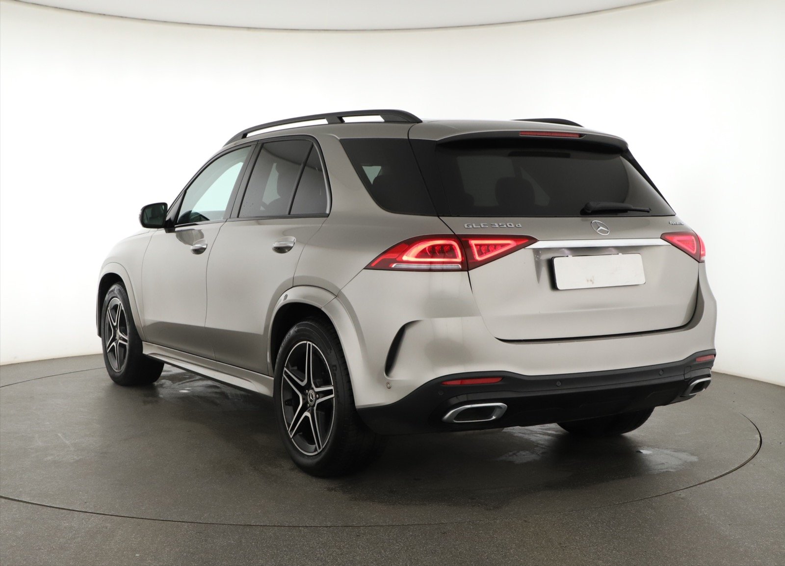 Mercedes-Benz GLE - 2021