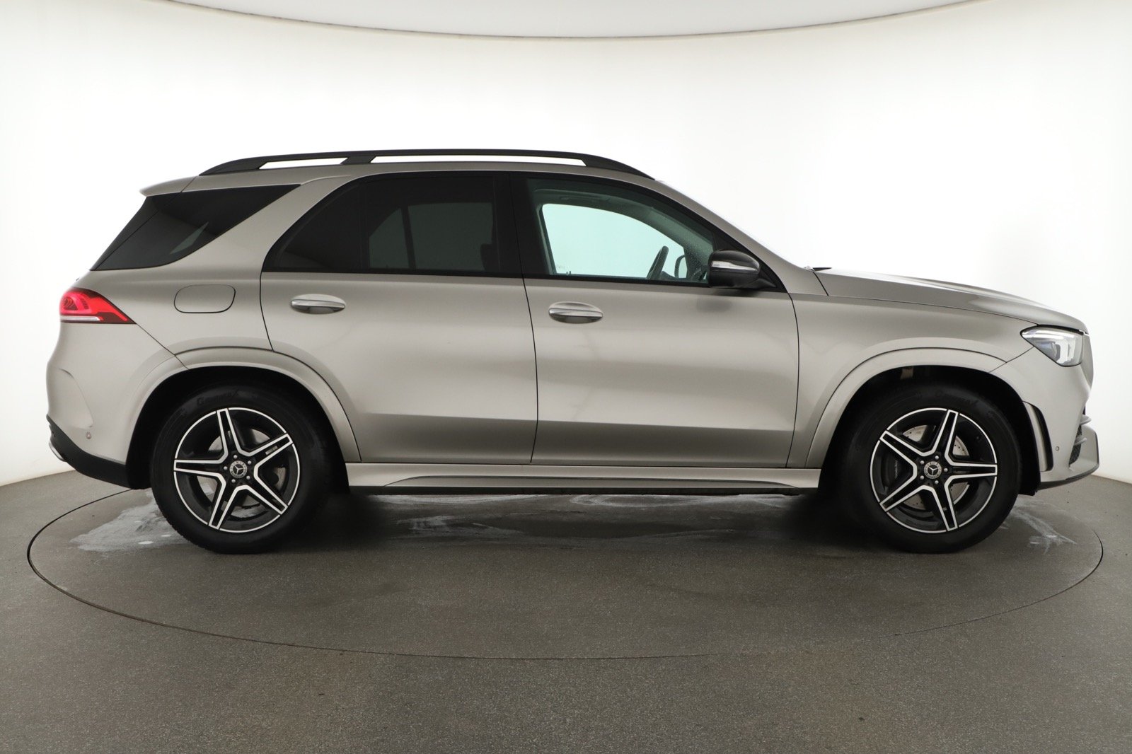 Mercedes-Benz GLE - 2021