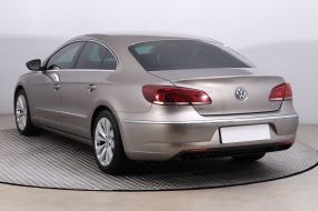Volkswagen Passat CC - 2012