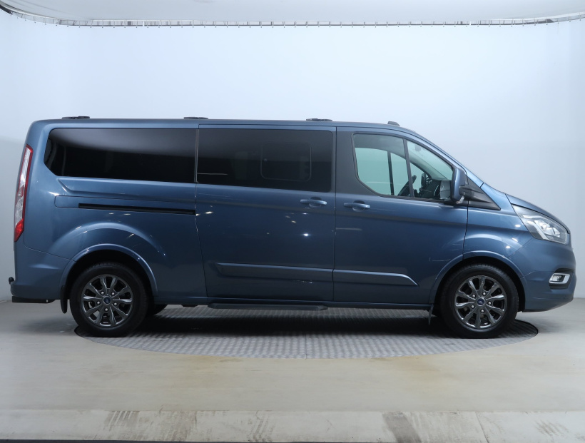 Ford Tourneo Custom, 2021