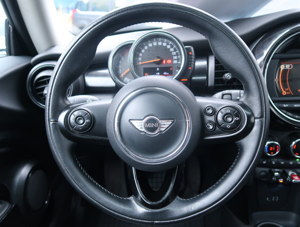 MINI 3-door