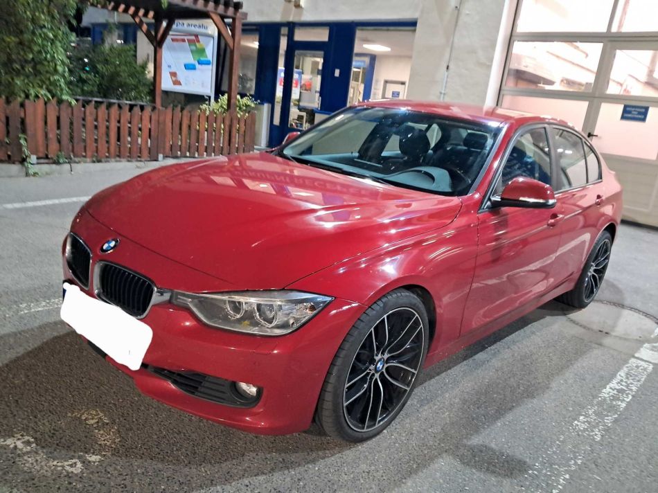 BMW 3 - 2012