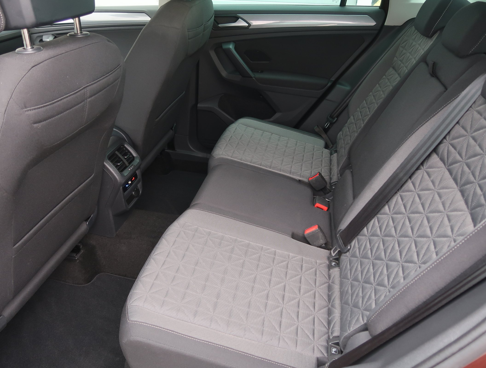 Volkswagen Tiguan - 2022