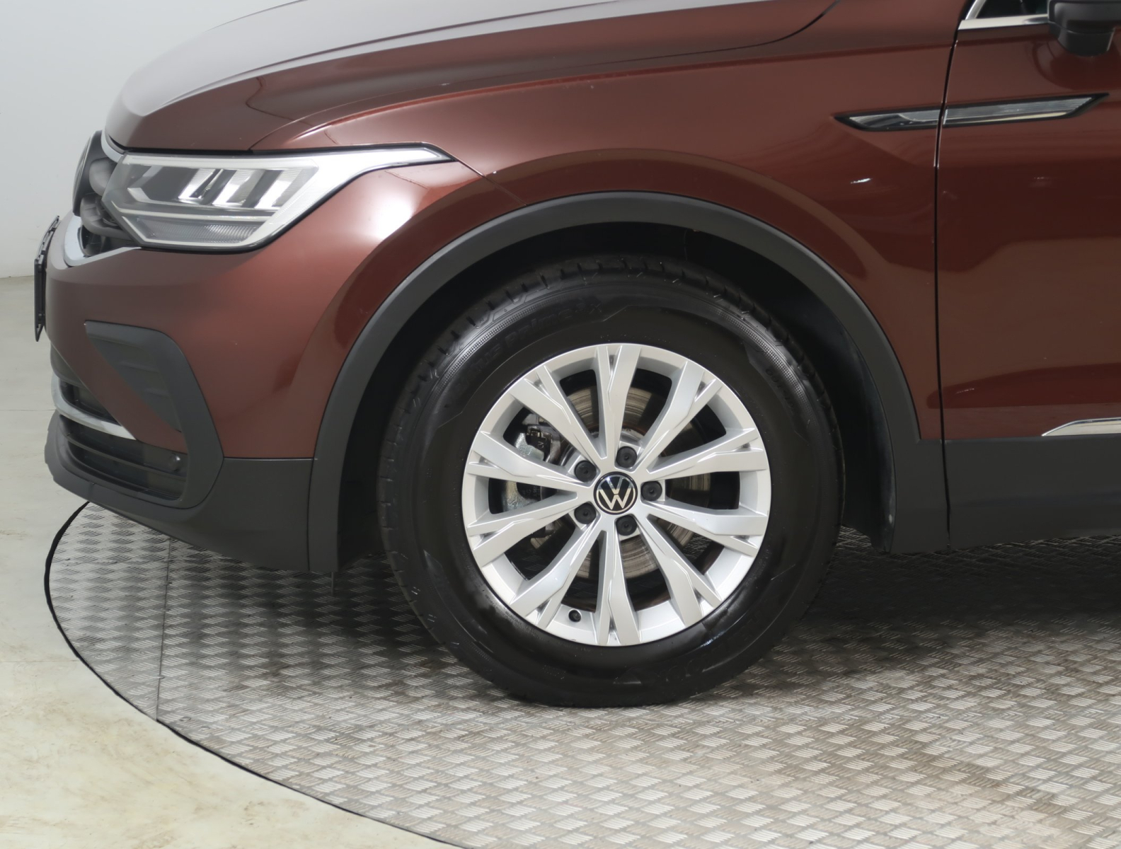 Volkswagen Tiguan - 2022