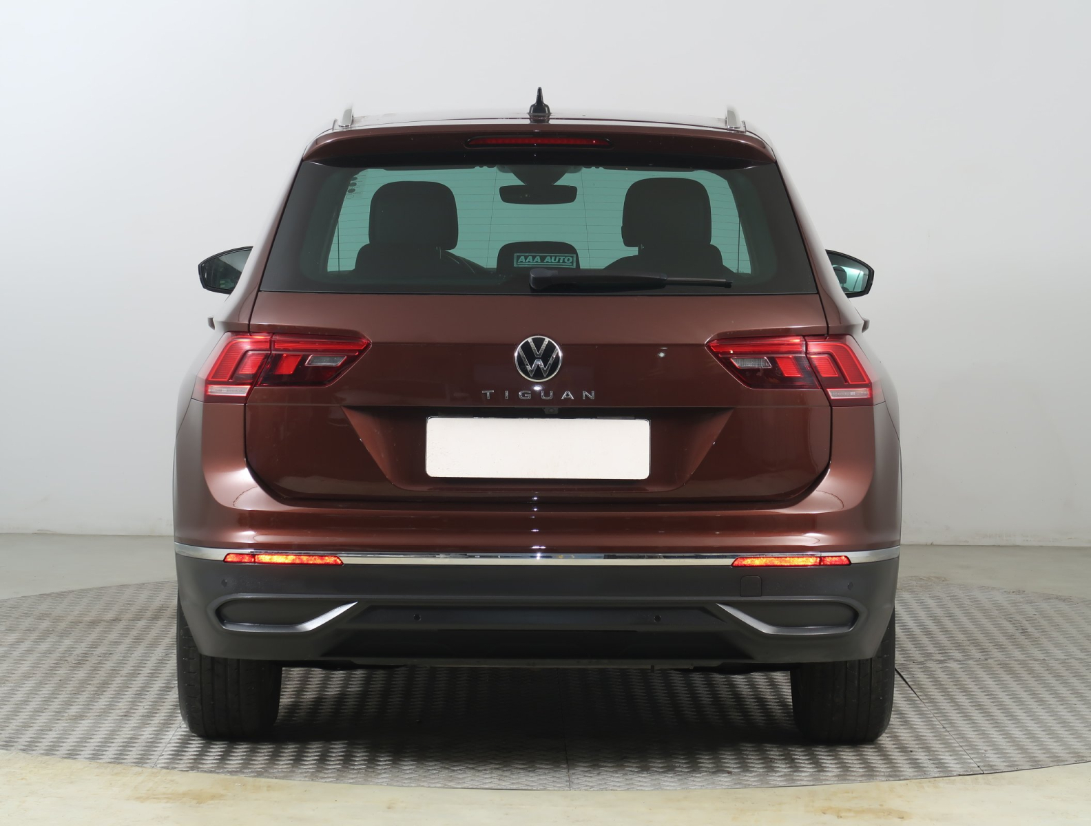 Volkswagen Tiguan - 2022