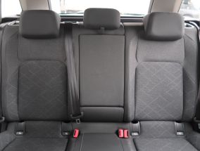 Volkswagen Golf - 2022