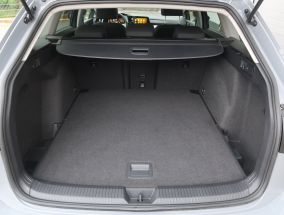 Volkswagen Golf - 2022