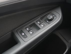 Volkswagen Golf - 2022