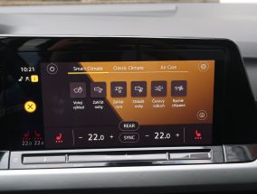 Volkswagen Golf - 2022