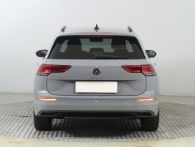 Volkswagen Golf - 2022