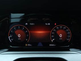 Volkswagen Golf - 2022