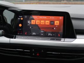 Volkswagen Golf - 2022