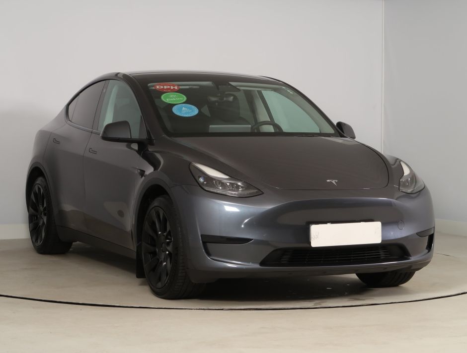 Tesla Model Y - 2023